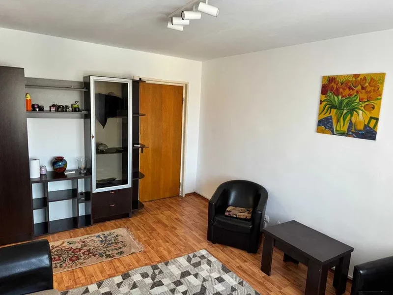 Obor, Colentina, Teiul Doamnei langa sectia 7 pol.